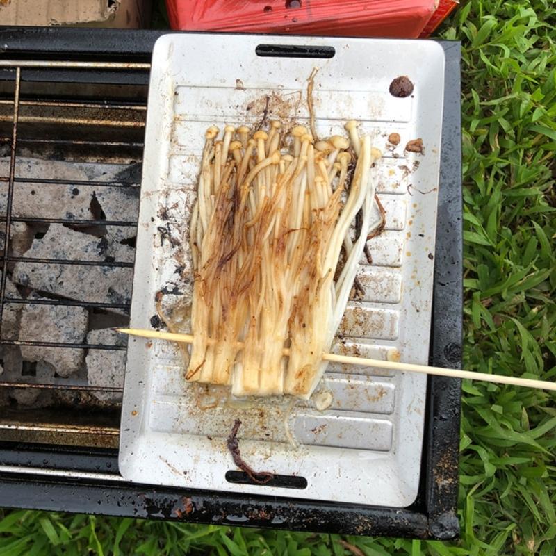 ステーキ調理と屋外食事サービス用のキャンプ朝食パン - Camping Cooking Meals のレビューと価格