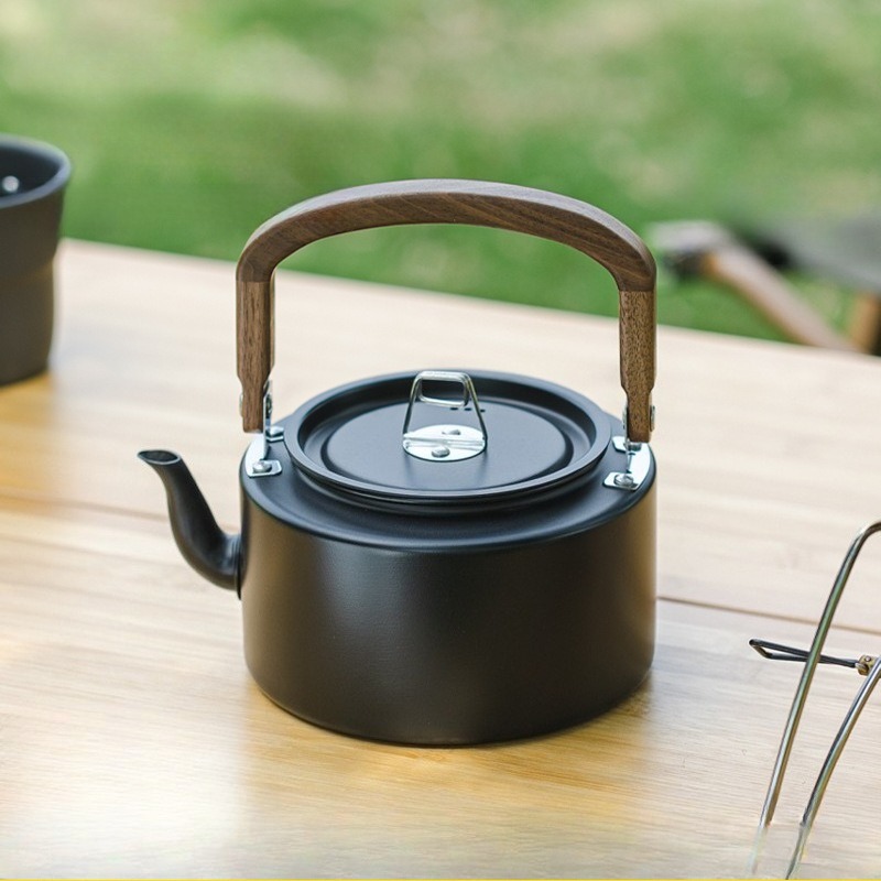 1.2L 軽量アルミニウム合金キャンプケトル 木製ハンドル付 - Camping Cooking Kettle のレビューと価格